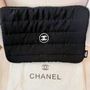 CHANEL Beaute’ Black Quilted Laptop Case GWP NWT